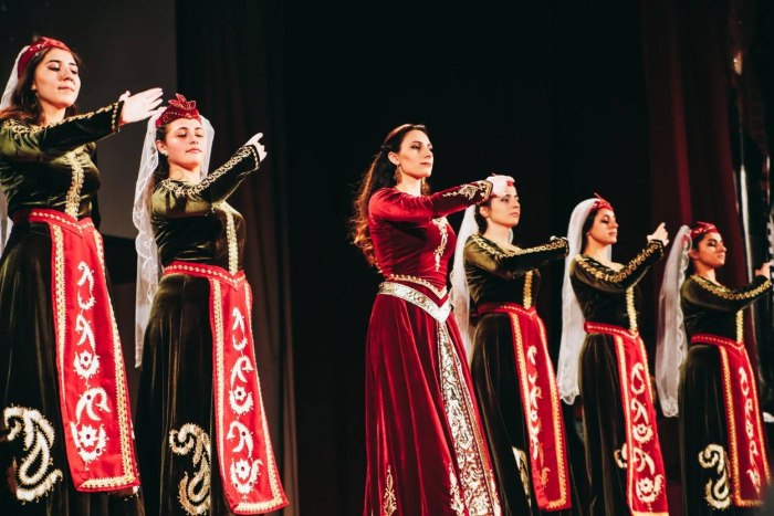 Армянский ансамбль Узундара