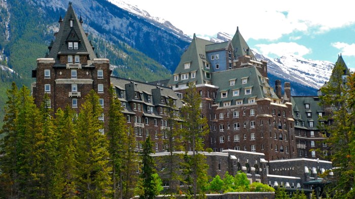 Отель Fairmont Banff Springs