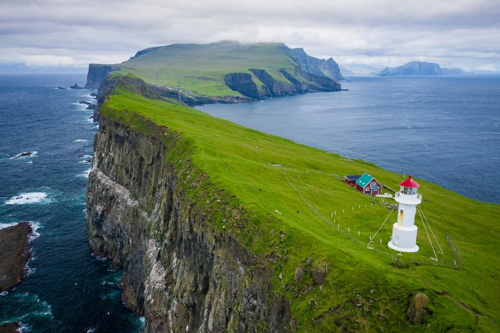 Mykines Holmur Lighthouse