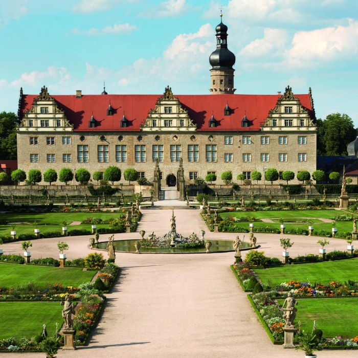 Замок Вайкерсхайм Schloss und Schlossgarten Weikersheim