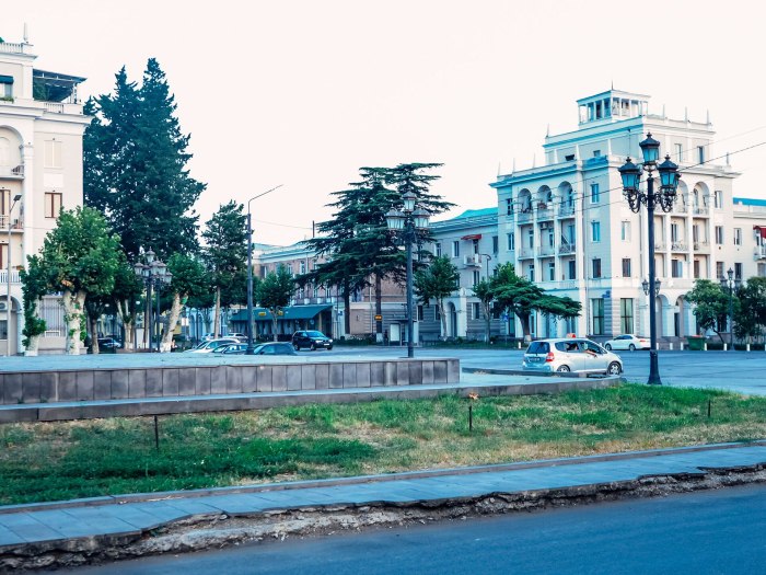 Тбилиси город Рустави