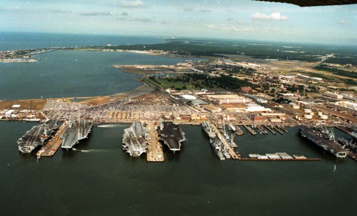 Норфолк база ВМФ США