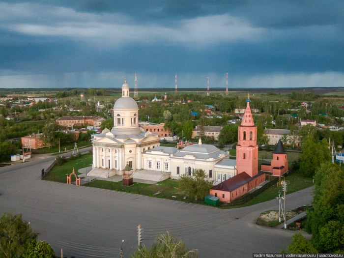 Храм в Епифани Тульской области
