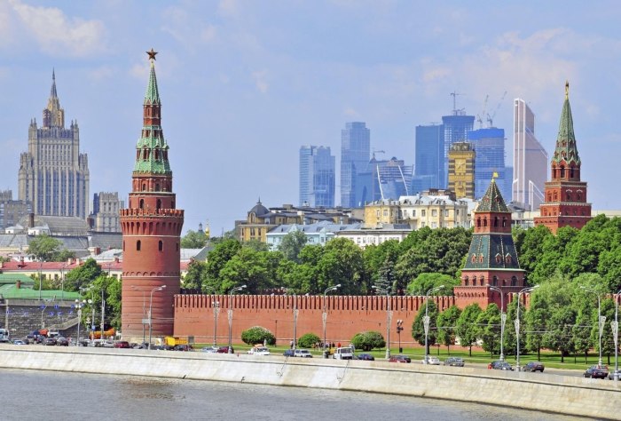 Москва Кремль и Москоу Сити