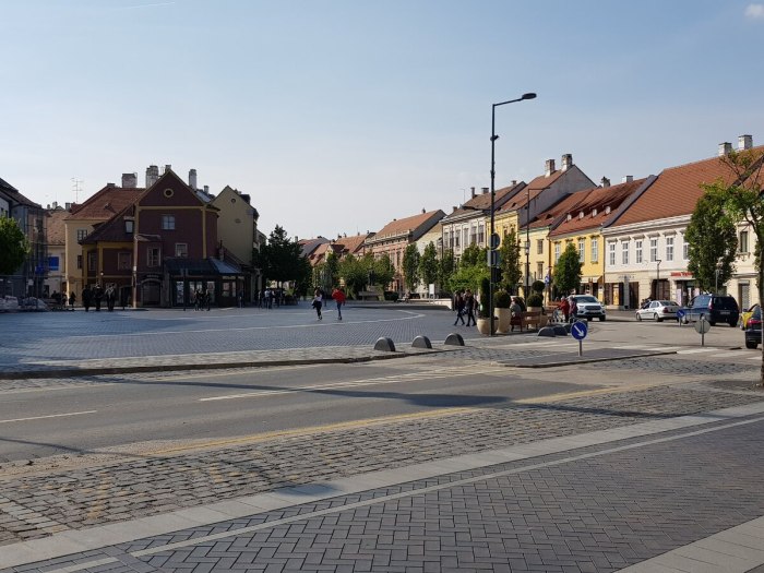 Город БАДАКСОНИ Венгрия